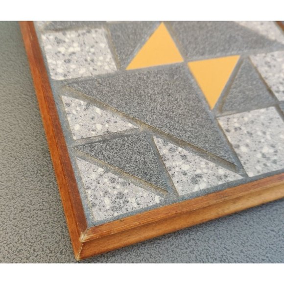 Quiltile: Old Maid's Puzzle Tile Art Trivet Wooden Border 9" Heavyweight Signed? - Picture 3 of 12